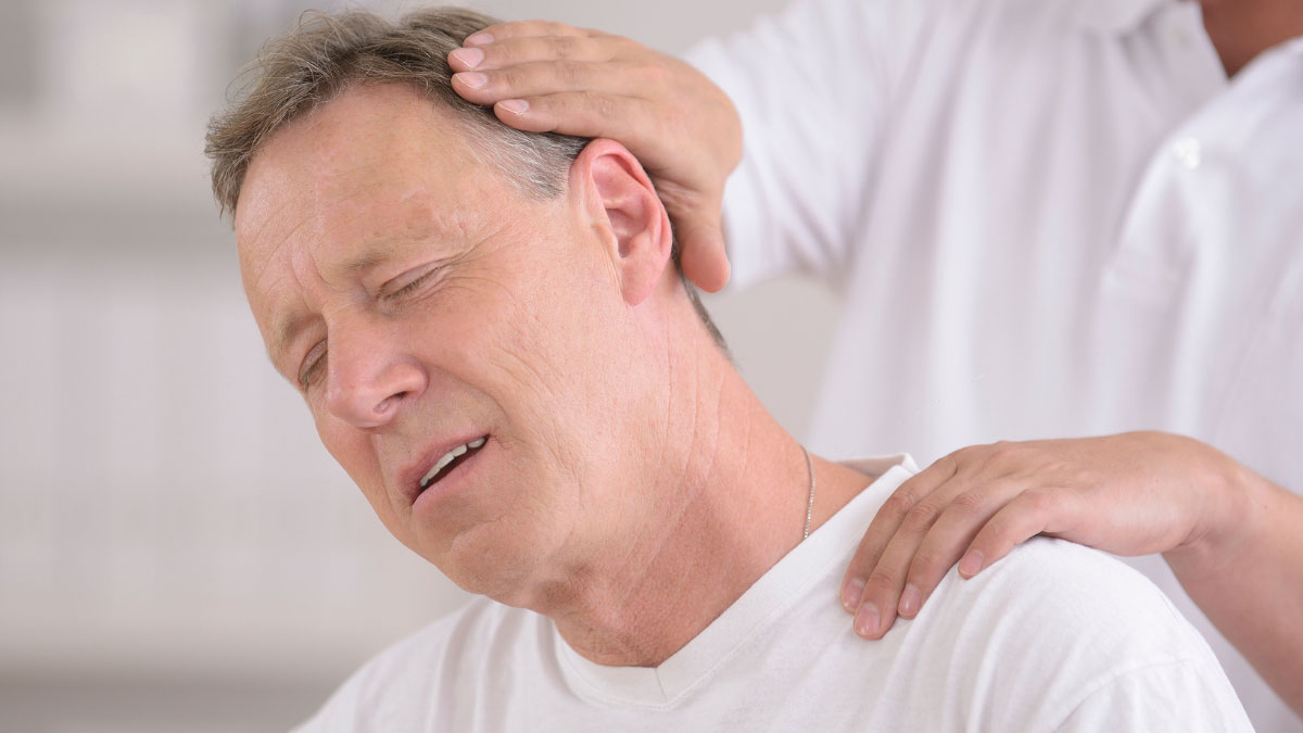 How Chiropractors Help People with Neck Pain